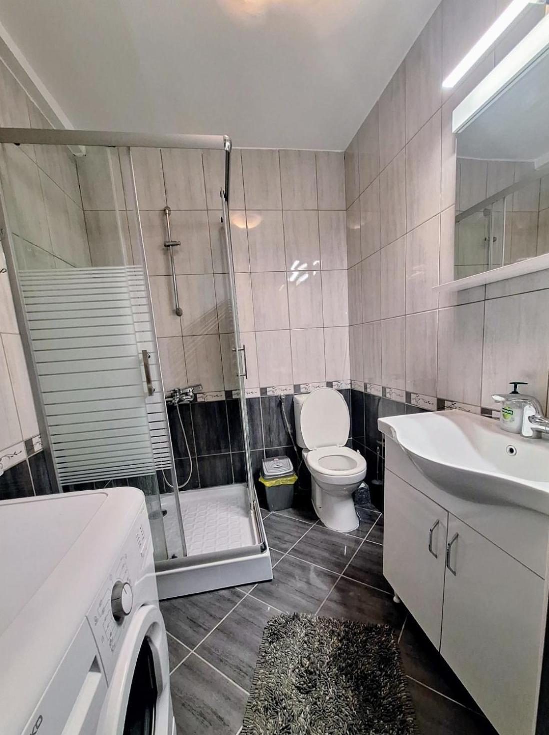 Skopje City Centar Apartment Near Marriott Exterior photo